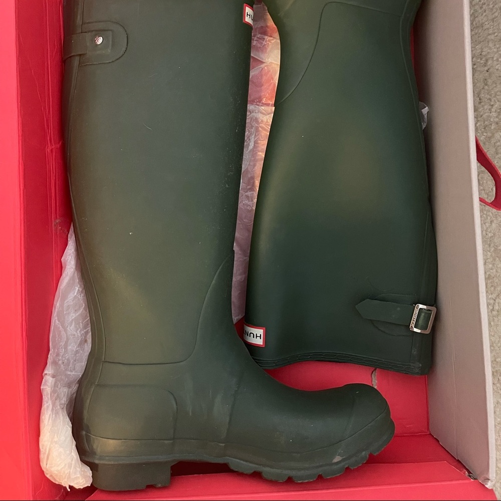 tall green Hunter rain boots